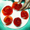 toft: Screenshot of the tomato roses created by Hannibal Lecter. (hannibal_rose)