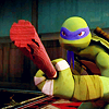 purpleninja: (donatello-staff threaten)