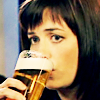 selenay: (Gwen drinkie)