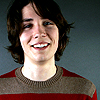 alec_leads: (Alec Carrow smiles)
