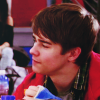 headup_stickontheice: (love at first slightly drunk)
