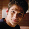 semifreakingnormal: smile (set my body free)