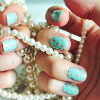 greeneyedmissy: (fingernails)