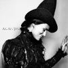 ext_48480: Idina Menzel as Elphaba in Wicked (Default)