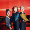 spockette: tos: deanna troi, beverly crusher & tasha yar standing together (tng [awesome women])