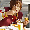 lunchleader: (mmmmm chicken~)