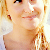 guessihavelostcount: (60. smirky golden girl)