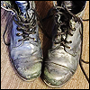 i_am_your_host: https://twitter.com/Alancumming/status/576838902465589248 (boots)