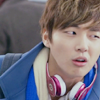 playingcupid: ([eh??] 혼자일 때가 많아)