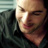 hellicious: (Smile - Down 1)